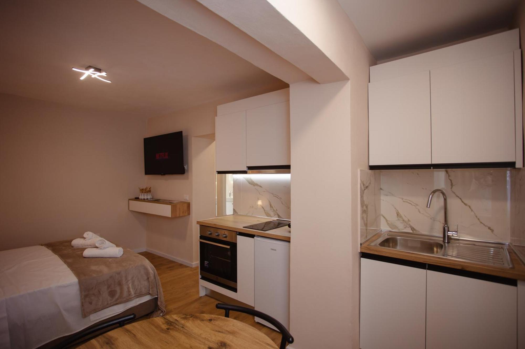City Center Studio Apartments Shkodër 外观 照片